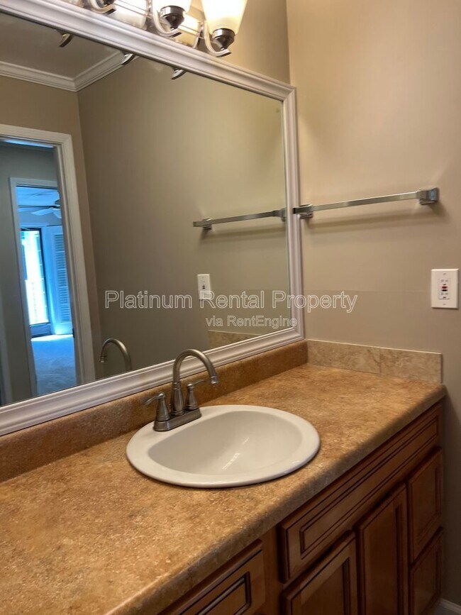 Building Photo - 110 Countryside Pl