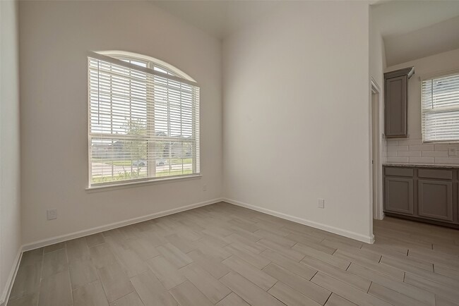 Building Photo - 5010 Slate Prt Ct