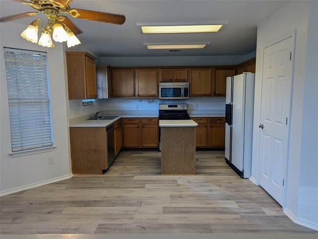 Building Photo - 1628 W Pflugerville Pkwy