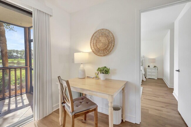 Building Photo - 334 Brackenwood Cir