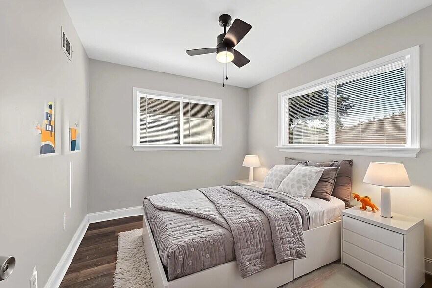 Building Photo - 7346 Canton Ave