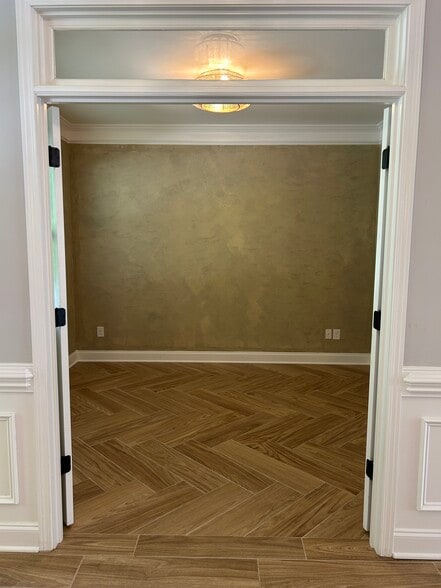 Office/Flex Room - 14005 Wyncrest Dr