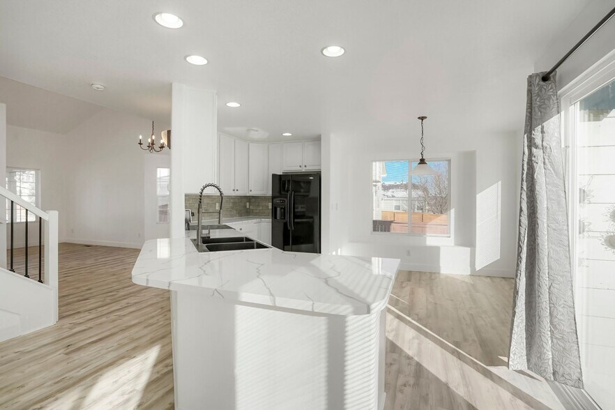 Building Photo - 11886 Trail Ct