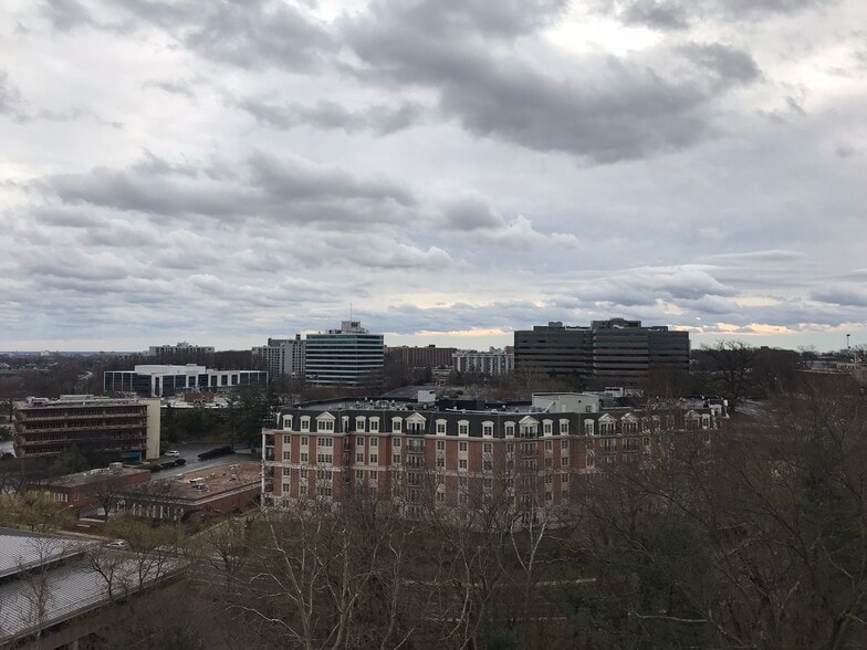 Building Photo - 191 Presidential Blvd