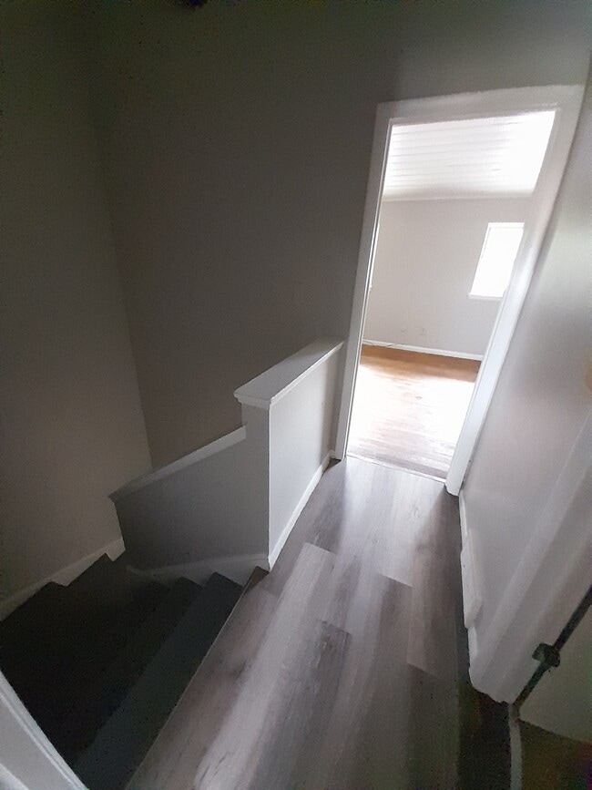 Building Photo - 244 E Prospect St