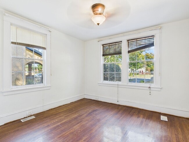 Building Photo - 4222 Chamberlayne Ave