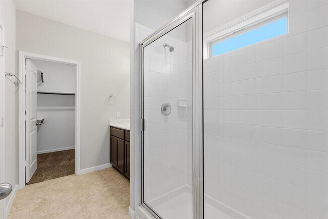 Building Photo - 12123 Parade Park Pl