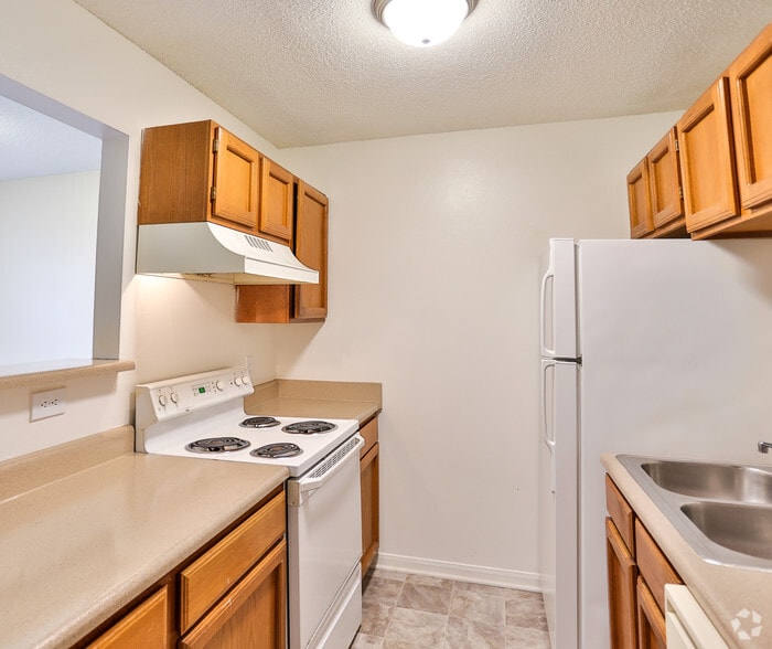 2BR, 2BA - Wildwood Springs