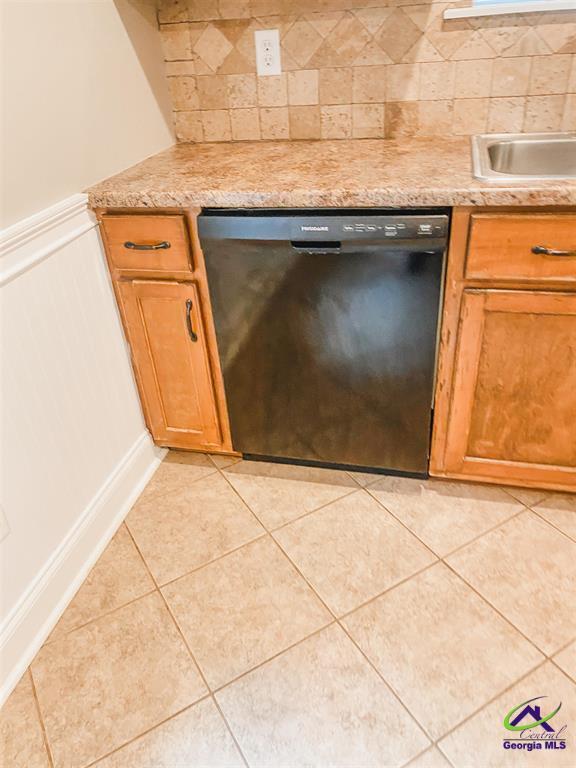 Building Photo - 609 Wooden Eagle Trail