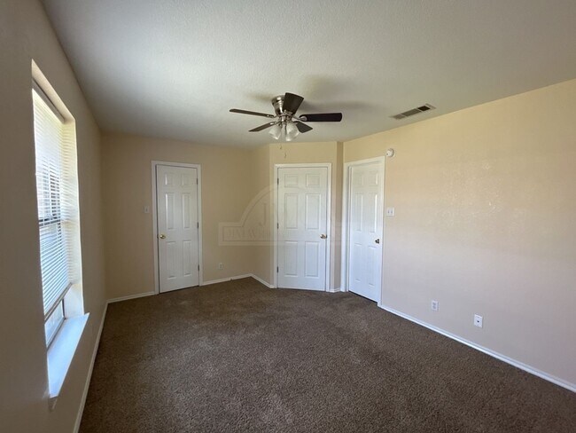 Building Photo - 908 McDaniel Cir