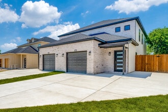 Building Photo - 8011 Doreen Ave