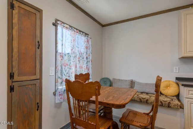 Building Photo - 309 S Dunning St