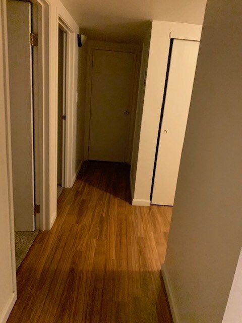 hallway - 2845 Idlewild Dr
