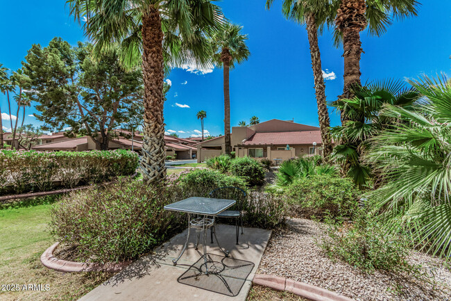 Building Photo - 7921 E San Miguel Ave
