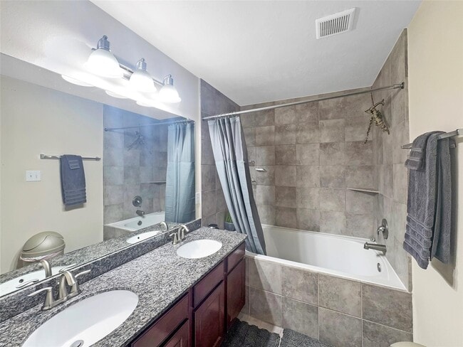 Building Photo - 2822 Windy Thicket Ln
