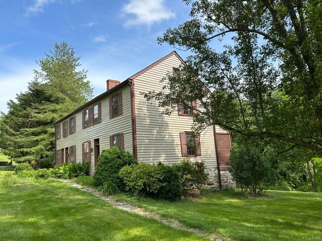 Building Photo - 18953 Keedysville Rd