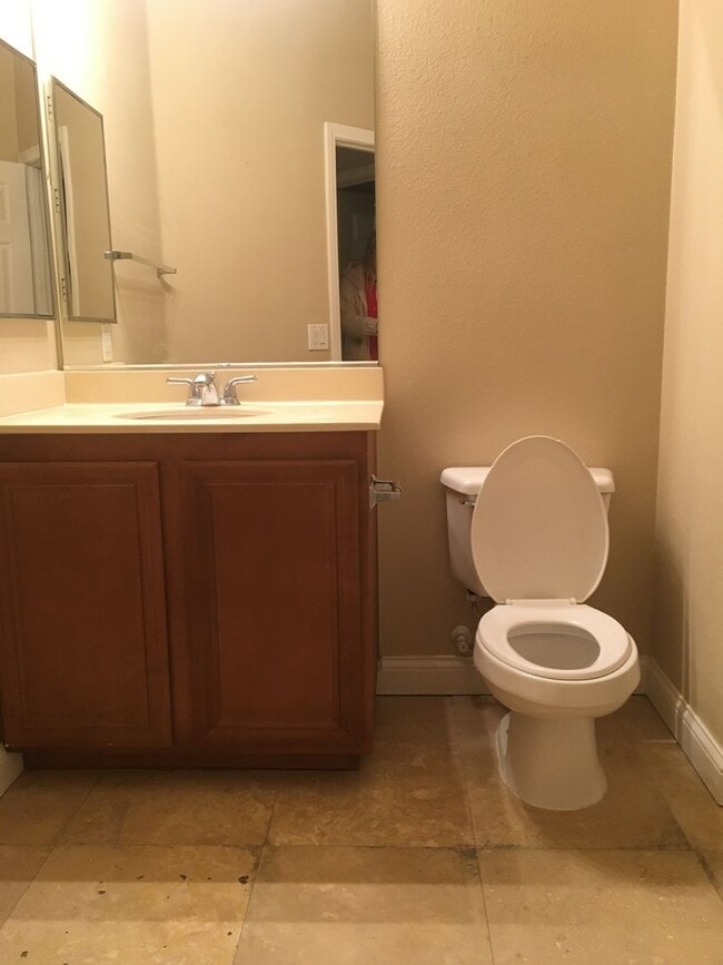 Building Photo - 5 BD 4 BTH Two Story Home Available in Aliante