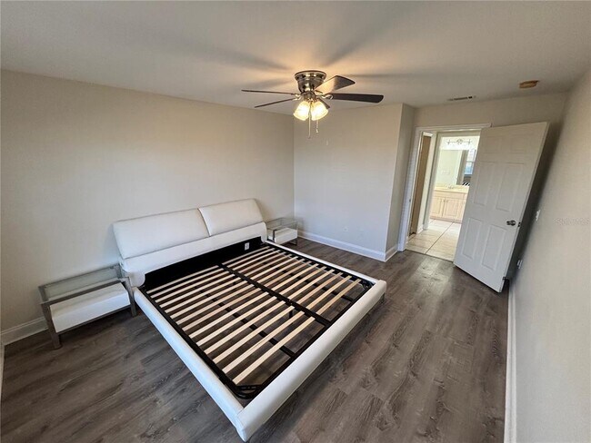 Building Photo - 3074 Ocean Shore Blvd