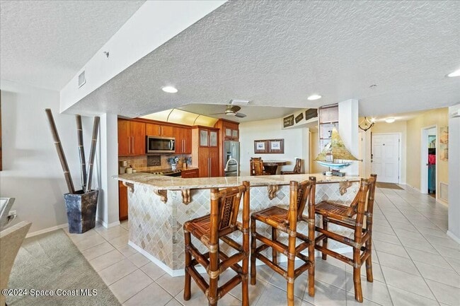 Building Photo - 925 N Hwy A1A