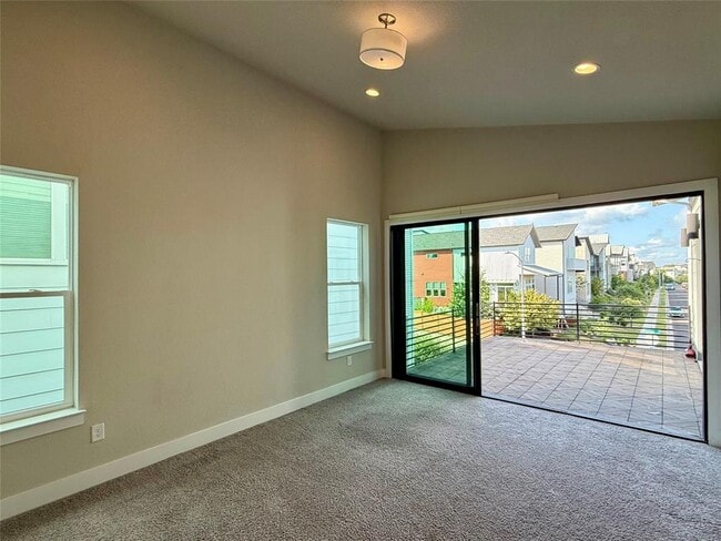 Building Photo - 6325 Florencia Ln
