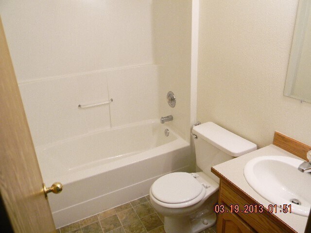 Building Photo - Home in Davis Park