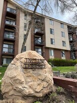 Building Photo - 1032 E 400 S