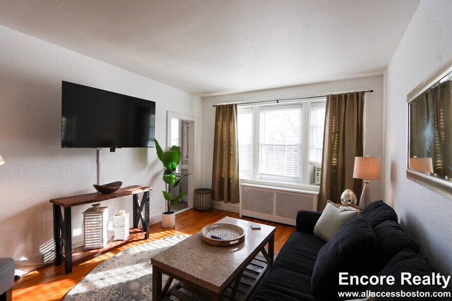 Building Photo - 90 Kilsyth Rd