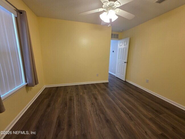 Building Photo - 86088 Meadowridge Ct