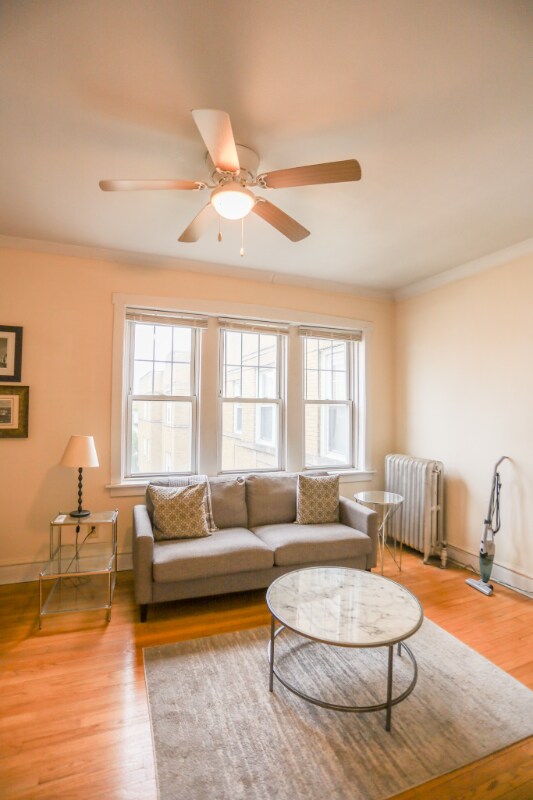 Building Photo - 2451 W Gunnison St