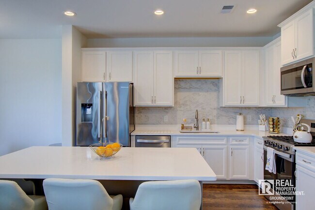 Building Photo - 357 Chapman Cir