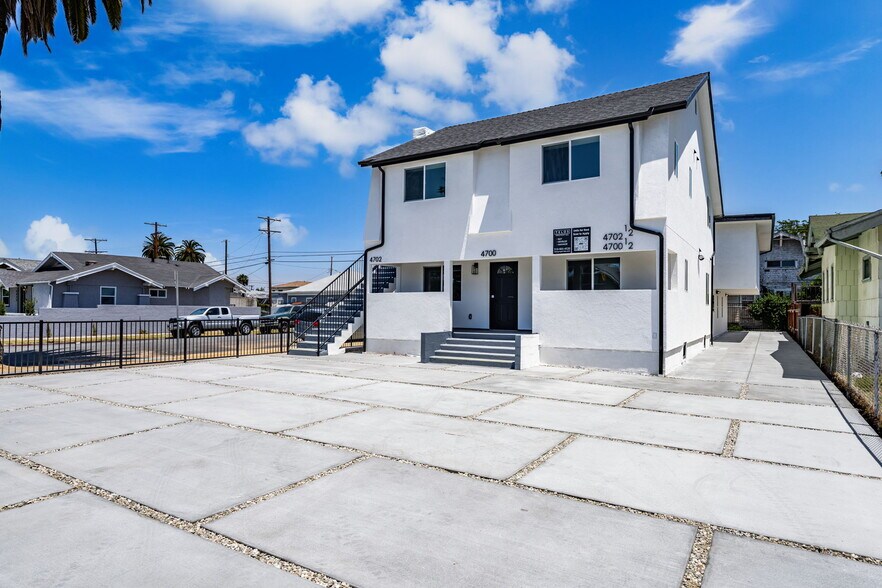 Building Photo - 4700 S Gramercy Pl
