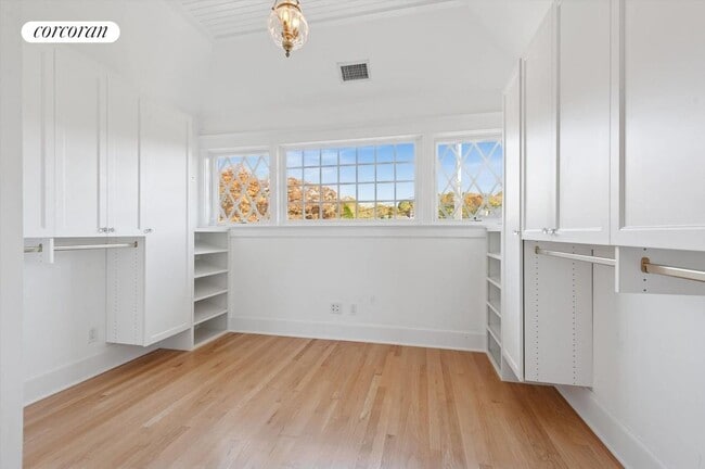 Building Photo - 31 Ocean View Ave