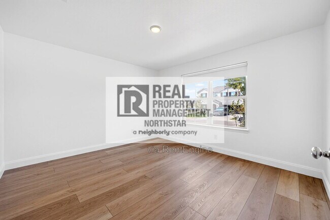 Building Photo - 1804 Huisache St