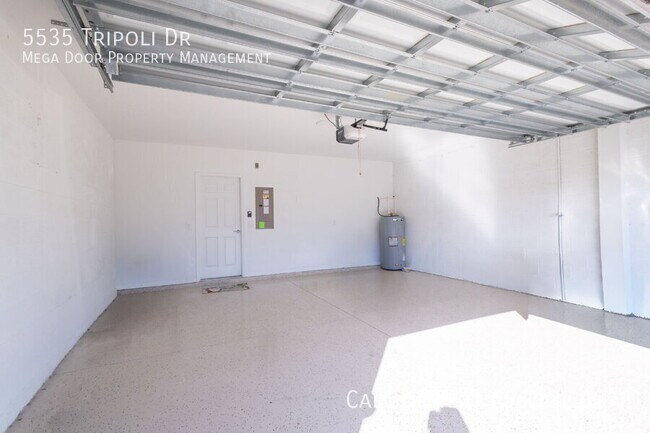 Building Photo - 5535 Tripoli Dr