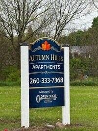 Building Photo - 201 Autumn Hls Dr