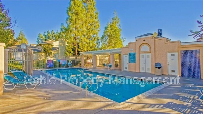 Building Photo - 22933 Banyan Pl