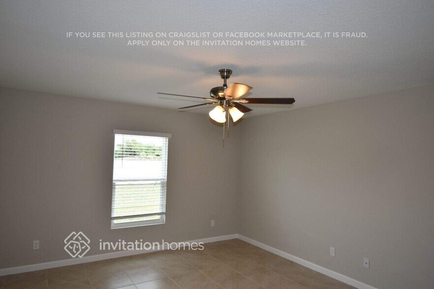 Building Photo - 1725 SW Monterrey Ln