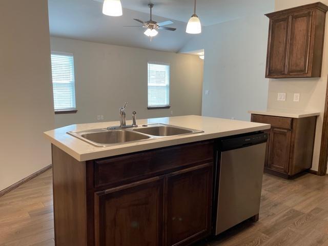 Building Photo - 2428 Northcreek Ln