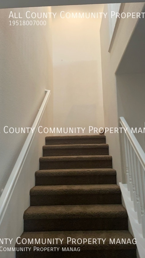 Building Photo - 40298 Hannah Way