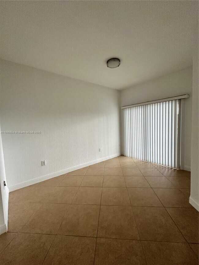 Building Photo - 10700 NW 66th St