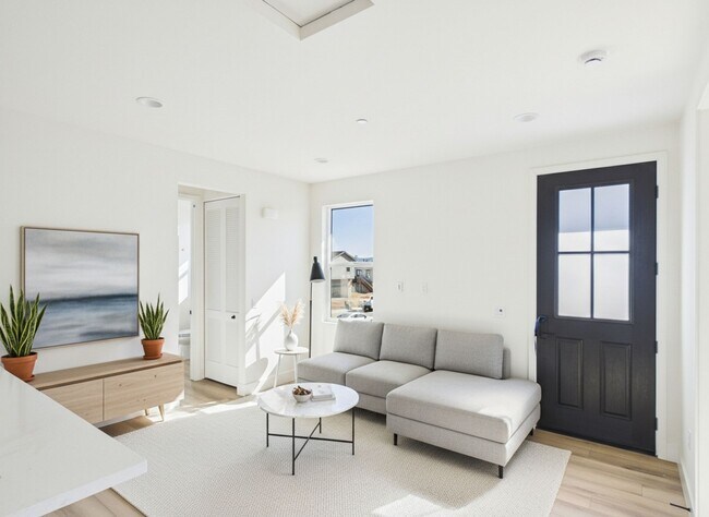 Building Photo - Brand-New Detached 2BR 2 bath Home in Vista | Modern Finishes & A/C in Every Room