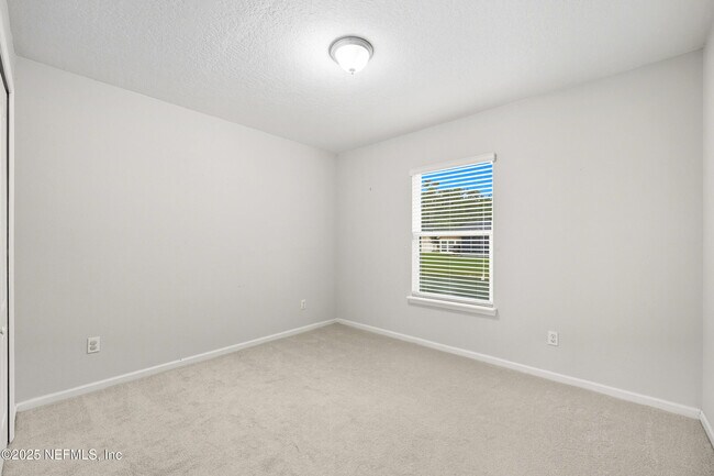 Building Photo - 15653 Mason Lakes Dr