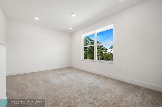 Building Photo - 214 Preserve Trl S
