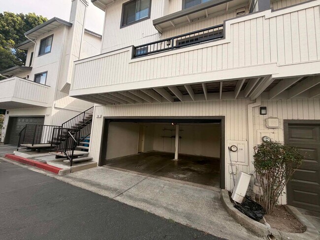 Building Photo - 1 Frisbie St