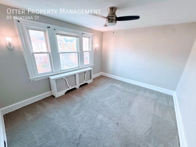 Building Photo - 89 Montana St