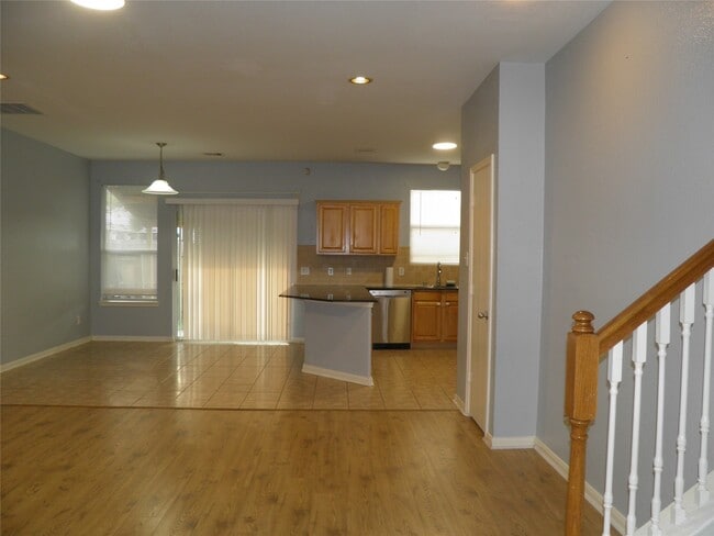 Building Photo - 8026 Fisher Glen Ln