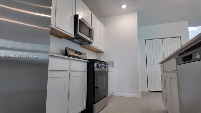 Building Photo - 10722 NW Moon Rise Ln