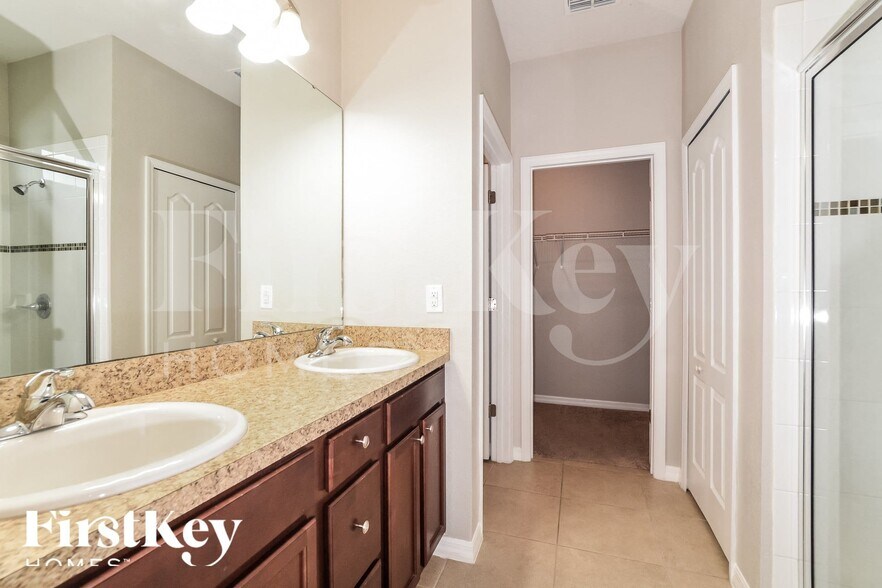 Building Photo - 954 Glazebrook Lp