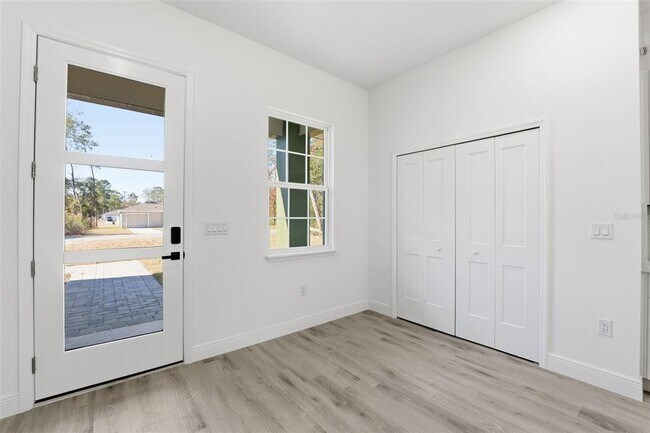 Building Photo - 4473 SW 168th Ln