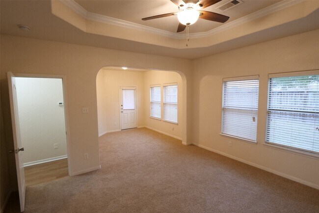 Building Photo - 803 Harbor Lakes Ln